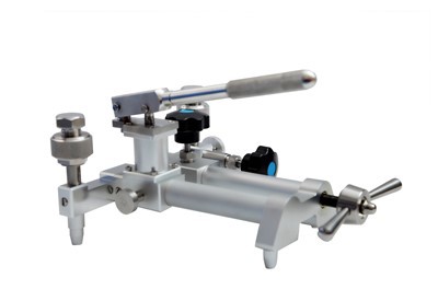 Kaasaskantav madalsurvepump V19